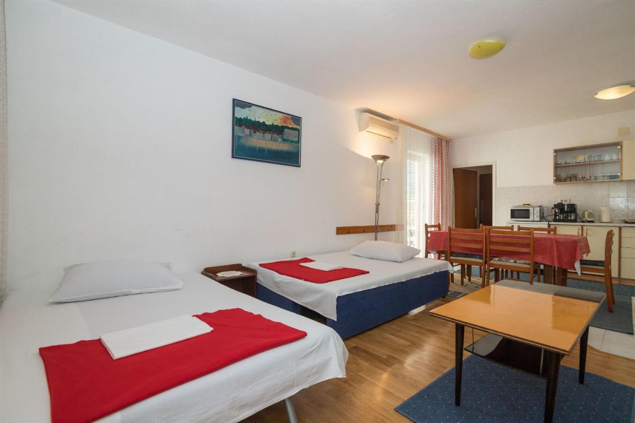 מאקרסקה Apartment Ante Tonci מראה חיצוני תמונה